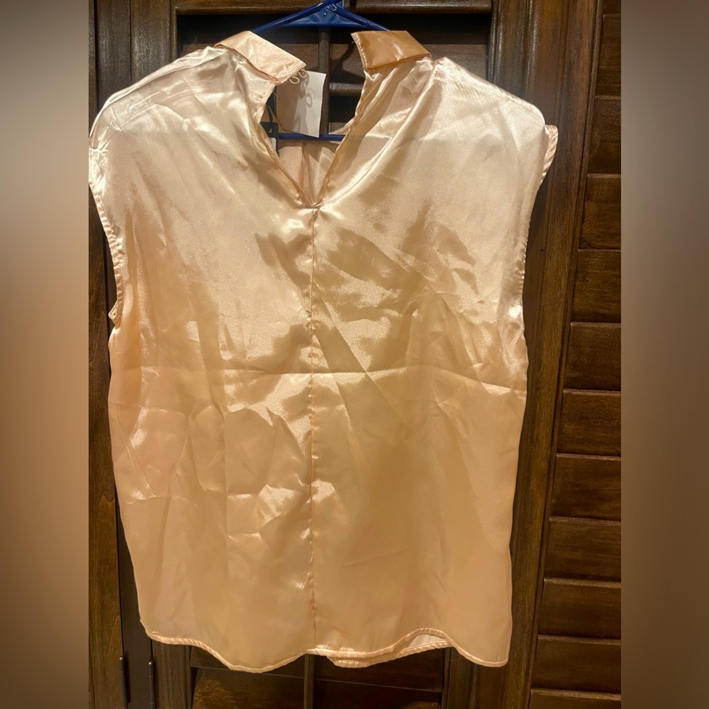 Gold blouse - Picture 2 of 2